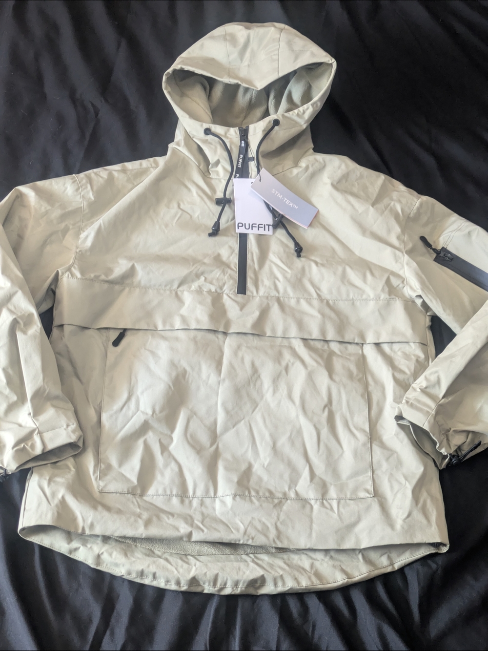 Women’s Light Sage Hooded Windbreaker Anorak
